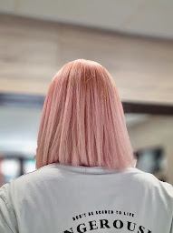 Photo n°47 de Sandrine V Maitre Artisan Coiffeur à Montluel (Salon de coiffure)