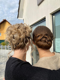 Photo n°25 de Le Salon de Delphine à Duttlenheim (Salon de coiffure)