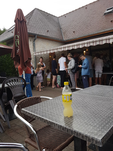 Photo 3 - Berny Burger
