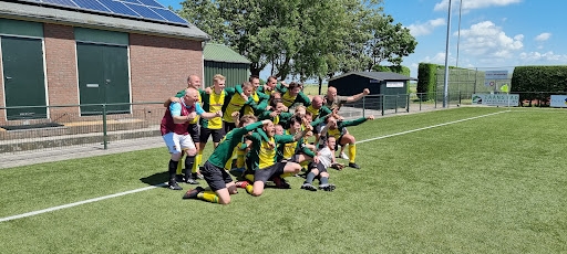 Voetbalvereniging "Knollendam" - Thumbnail