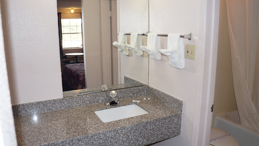 Travelers Inn-Sherman Gallery - United States