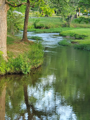 A&B Creekside Restaurant and Catering - Thumbnail