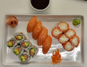 Photo n°84 de WE LOVE SUSHI (Sushi et Plats d'Asie) à Biarritz (Sushi à emporter)