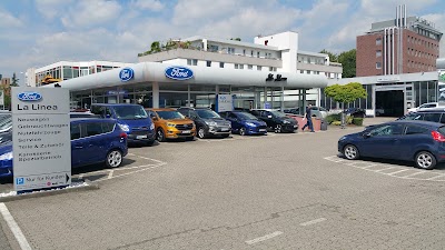 Photos of Volvo & Ford dealership La Linea