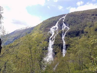 Photos of Drivandefossen Waterfall, M&oslash;rkridsdalen / Luster