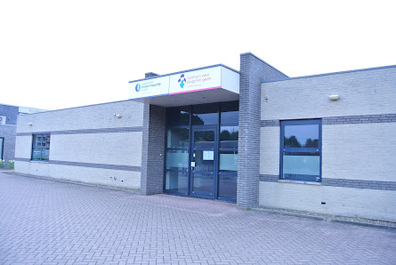 Centrum voor Jeugd en Gezin Midden Limburg (CJG-ML) Maasgouw Zandkuilweg 8, 6051 HV Maasbracht, Nederland