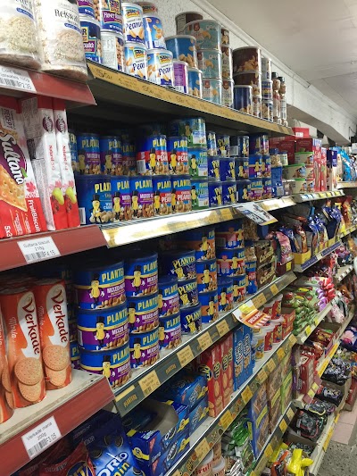 Photos of Flatstone Supermarket