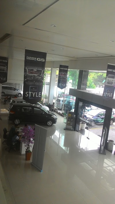 Photos of Dealer Mobil Suzuki Jogjakarta : Deny