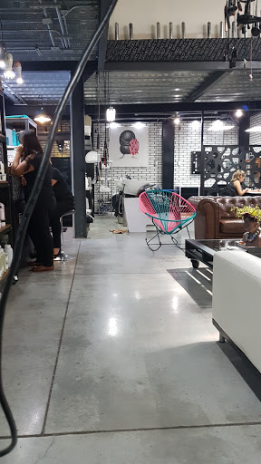 Totem Salon