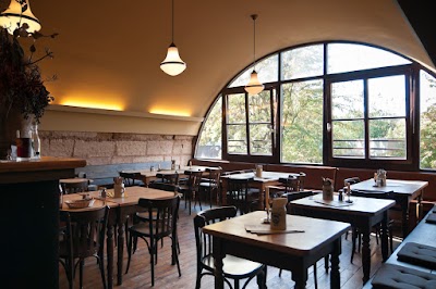 bar