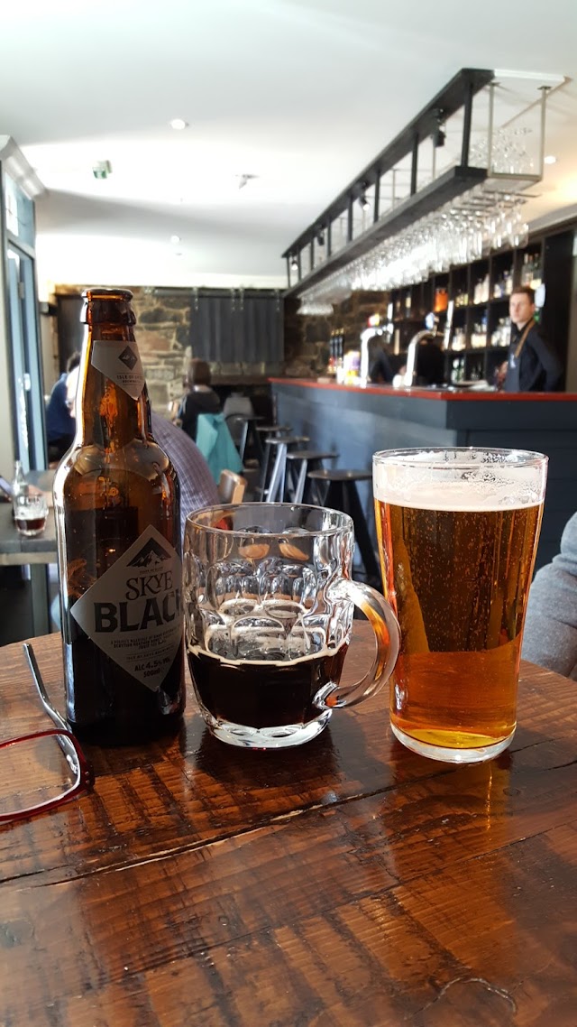 Merchant Bar