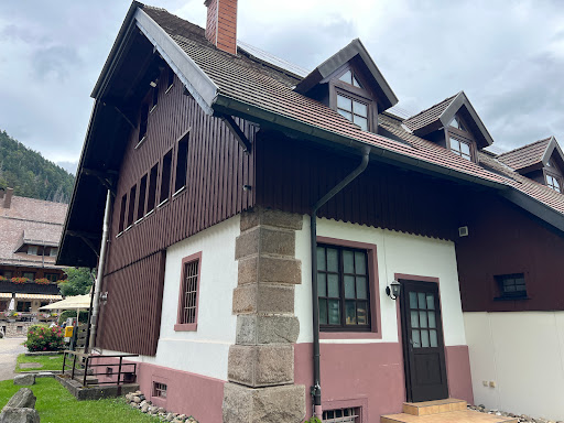 Hofgut Biergarten - Thumbnail