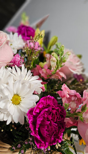 Special Moments Florist & DJ Service - Thumbnail