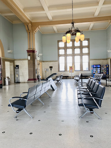 Brantford train station - VIA Rail - Thumbnail