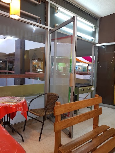 Photos of Centro Comercial Montserrat
