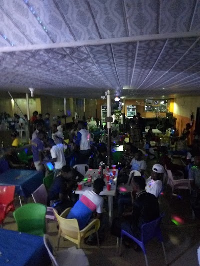 Photos of Y K Gardens / Lounge