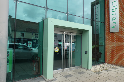 Thame Library - Visual