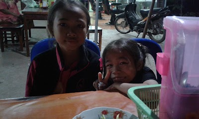 Photos of ຮວ່າງກັນ ປີ້ງແບ້
