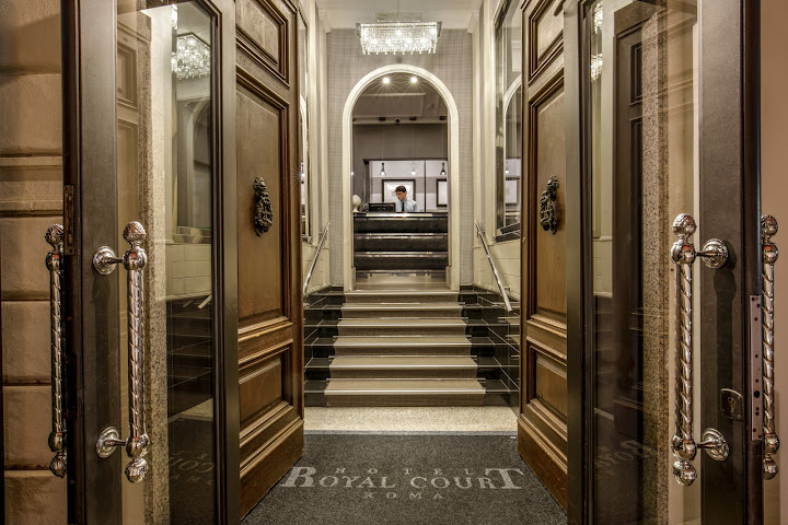 Hotel Royal Court by null