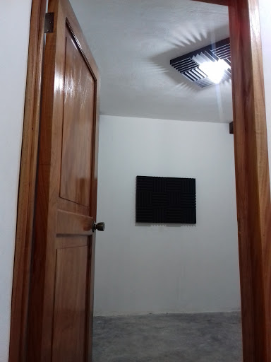 Emmanuel Studio - Visual