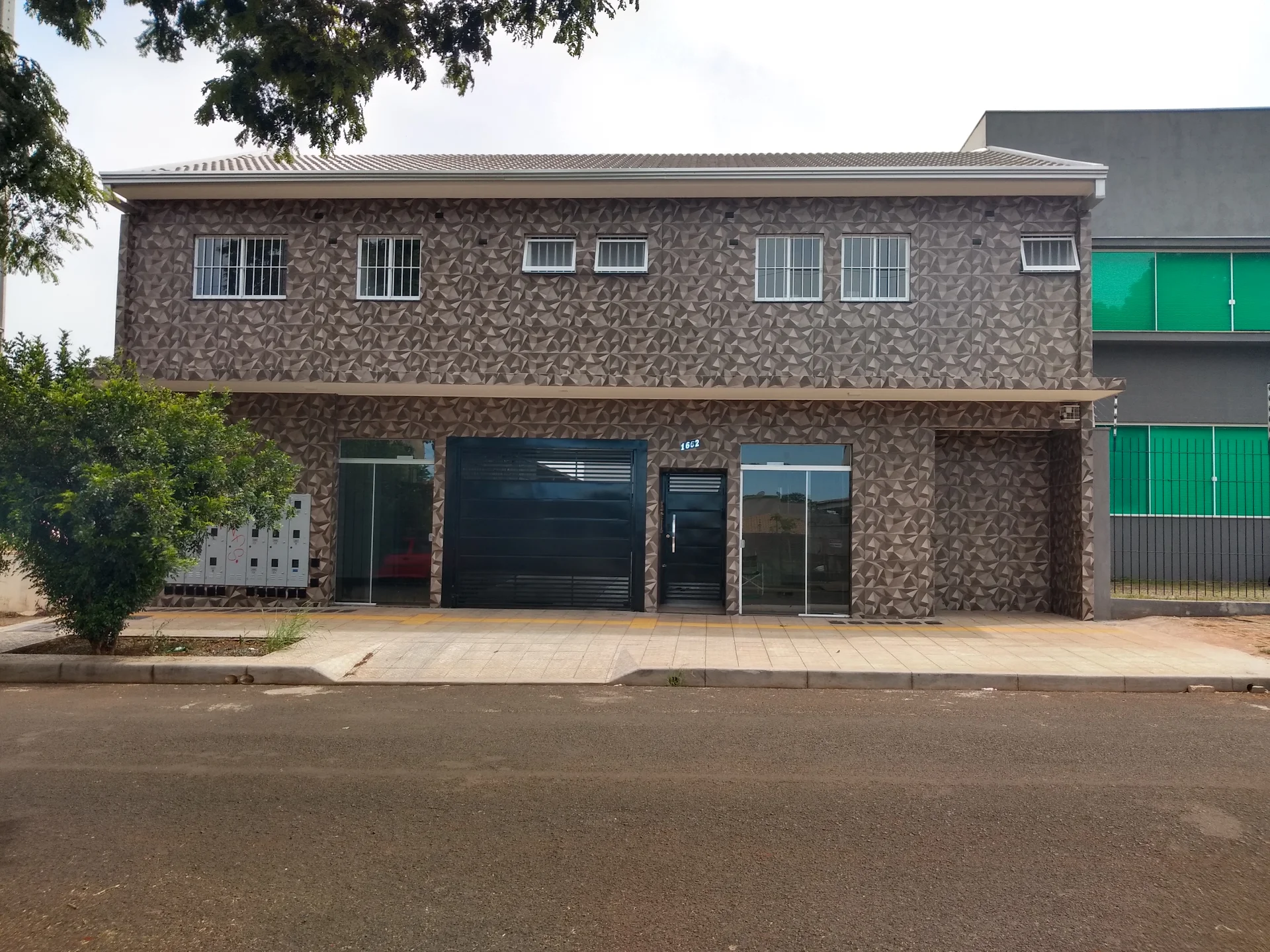 Hotel e Pousada Five Star