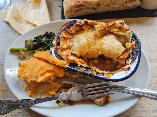 The Crown at Wells and Anton's Bistrot Gallery - United Kingdom
