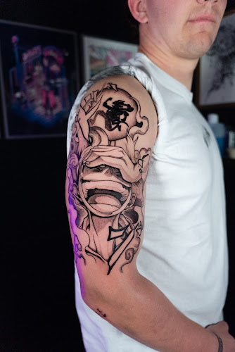 Pale Doors Tattoo Space photo