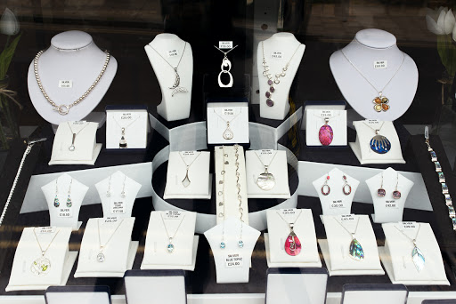 Harleston Jewellers Logo
