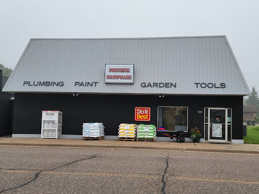 Prentice Hardware - Visual