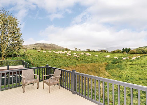 Keswick Reach Lodge Retreat