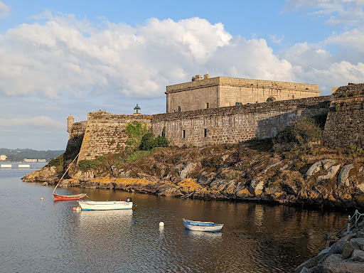 Aparcamento do Castelo de San Antón