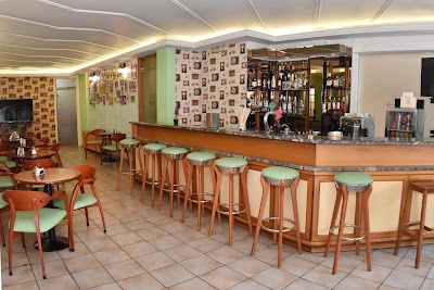 Photos of Socrates Hotel
