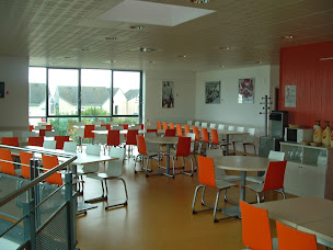 Photo n°9 de COPAINVILLE à Mayenne (Foyer Jeunes travailleurs)