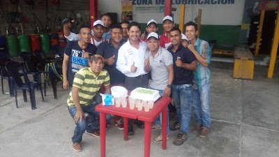 Photos of Lubrillantas La Guaca Murillo