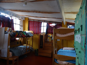 Hostal Caja Mágica 7