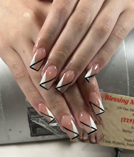 Blessing Nails - Visual