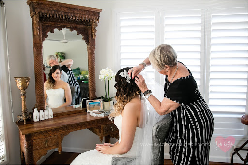 Rolling Scissors Mobile Hairdressing - Thumbnail
