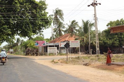 Photos of Erukkalampiddy Junction Bus Stop