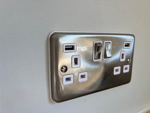 DCB Electrical Services - Thumbnail