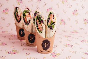 Photo n°11 de Boulangerie Feuillette à Bourg-lès-Valence (Salon de thé)