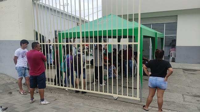 Opiniones de Servientrega Centro Logístico Manta en Manta - Servicio de transporte