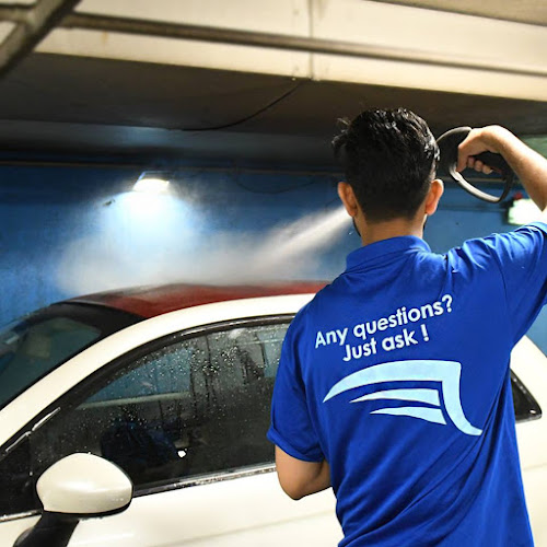 Concierge Car Wash - Broadway Shopping Centre