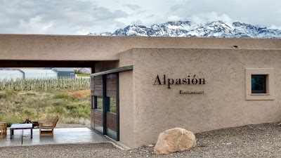 Photos of Alpasi&oacute;n