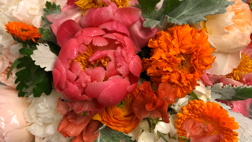 Underground Florals "Not a walk-in bouquet florist. Custom orders only, allow a minimum of two days."