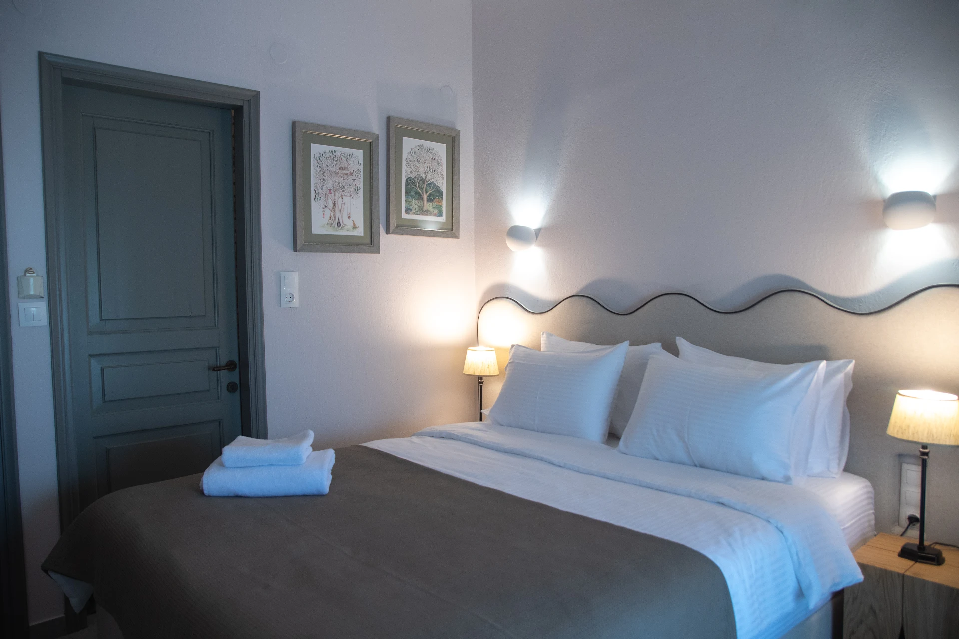Acropolis Hotel