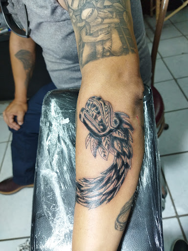 TATTOO INK EBERS BARBER - Thumbnail