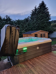 Photo n°24 de Temple Wellness - Magasin de vente et SAV Piscine, Spa type Jaccuzi, Sauna, Hammam, fauteuil de massage à Thaon-les-Vosges (Piscine)