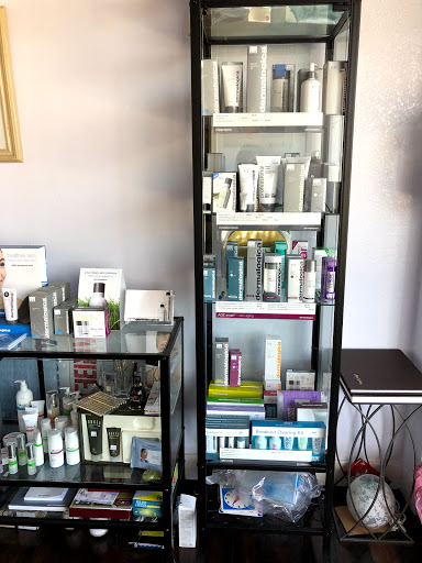 The Daily Blossom Beauty Studio - Thumbnail