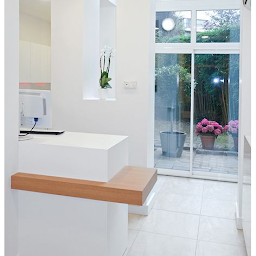 Photo n°7 de Dr. Vanina Debouvry Dentiste Lille à Lille (Cabinet d'implants dentaires)