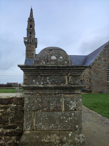 Chapelle Saint-Ursin de Landouzen